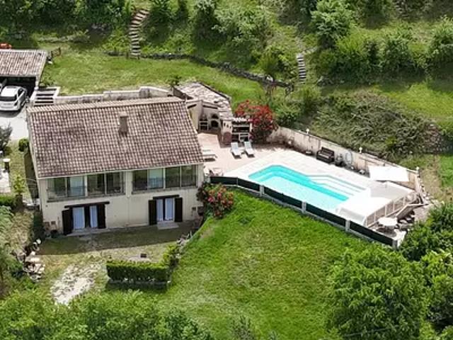 Esparron de Verdon 04800 Achat / Vente maison 5 pièces t5 piscine