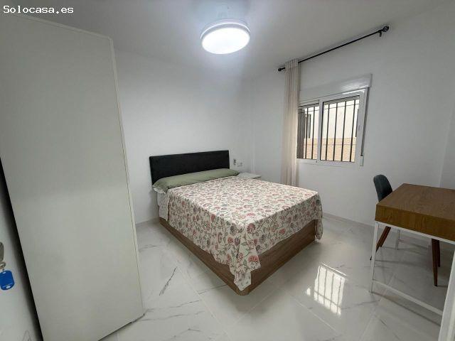 ESPECIAL PARA ESTUDIANTES. VIVIENDA PRÓXIMA A FACULTAD DE DERECHO DE 4 DORMITORIOS, 2 BAÑOS, SALÓN