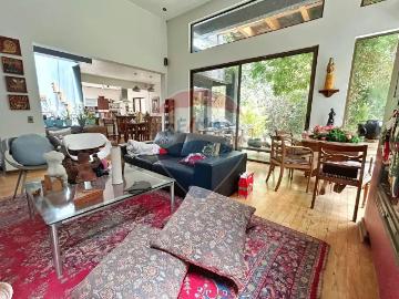 Espectacular casa! 5 dorm, gran terreno 1534 m2 | 5 Dormitorios por 30700.00 en Las Condes