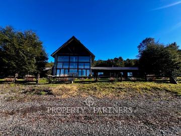 Espectacular casa a orillas del lago rupanco, ¡venta a puertas cerradas!