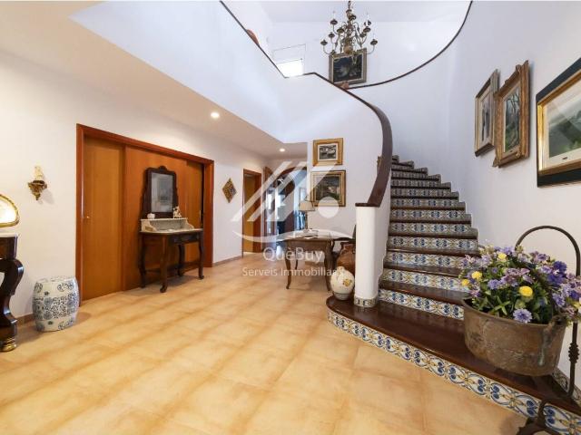 ESPECTACULAR casa con vistas al mar y jardín en venta en Salou – Pla de Maset – Cala Crancs