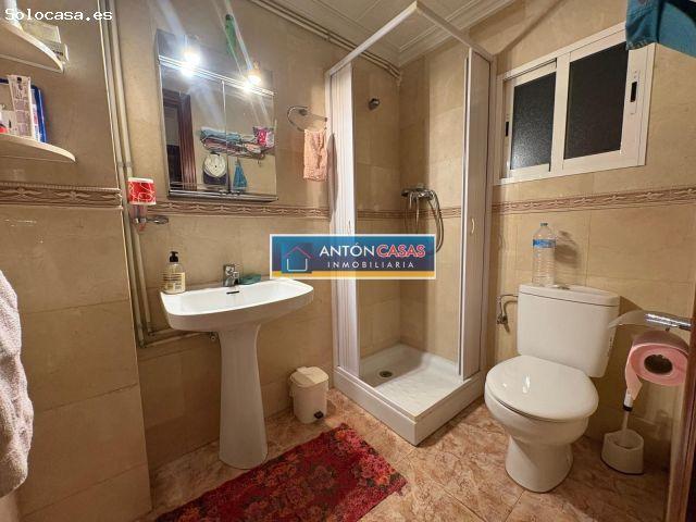 ESPECTACULAR CASA DE 477 m2 CON GARAJE, ALMACÉN, DOS VIVIENDAS Y GRAN TERRAZA ZONA HORCAS