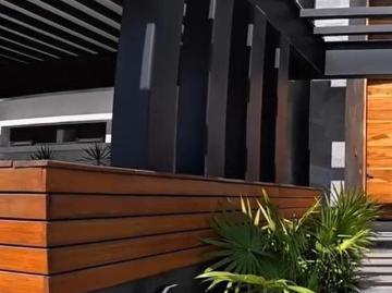 Espectacular casa en venta dentro de Paraíso Country Club