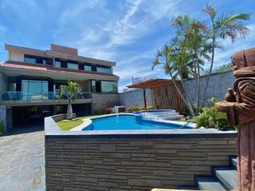 Espectacular casa en venta en Fracc. Costa de oro