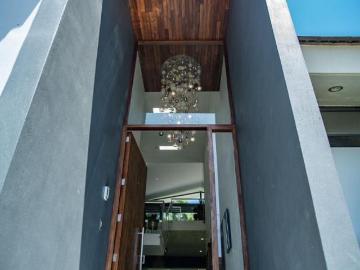 ESPECTACULAR CASA EN VENTA EN LAS CAÑADAS