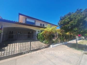 Espectacular Casa en Barrio Residencial