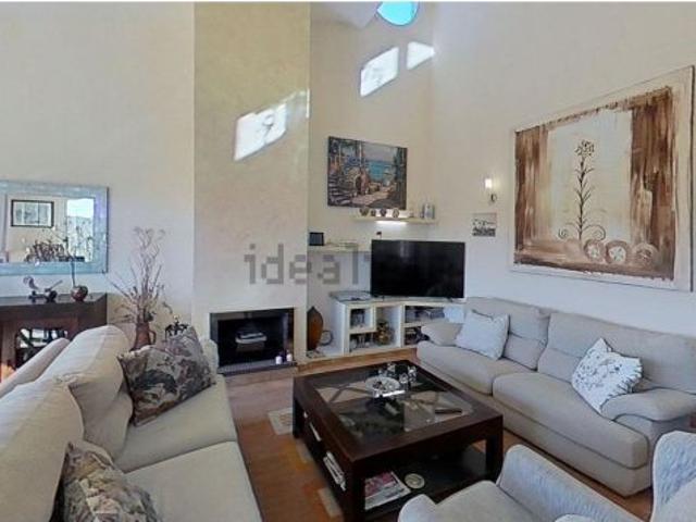 ESPECTACULAR CASA EN BEGUES PARK