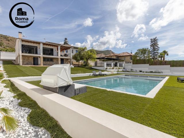 Espectacular casa en el Puntal