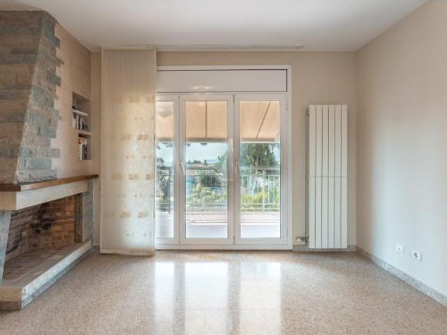 Espectacular casa en Fontpineda ideal para dos familias, lista para entrar a vivir