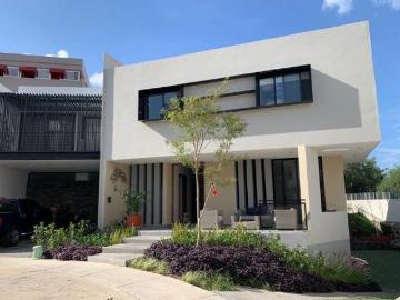 ESPECTACULAR CASA EN LA TOSCANA: $17’950,000