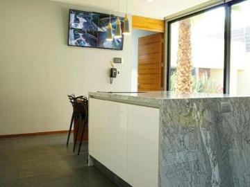 Espectacular Casa en Pedregal con Caseta de Vigilancia