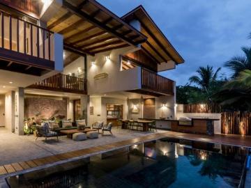Espectacular casa en playa Punta Sal