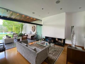 ESPECTACULAR CASA FINA Y ELEGANTE DE DISEÑADOR EN RINCONADA BAJA