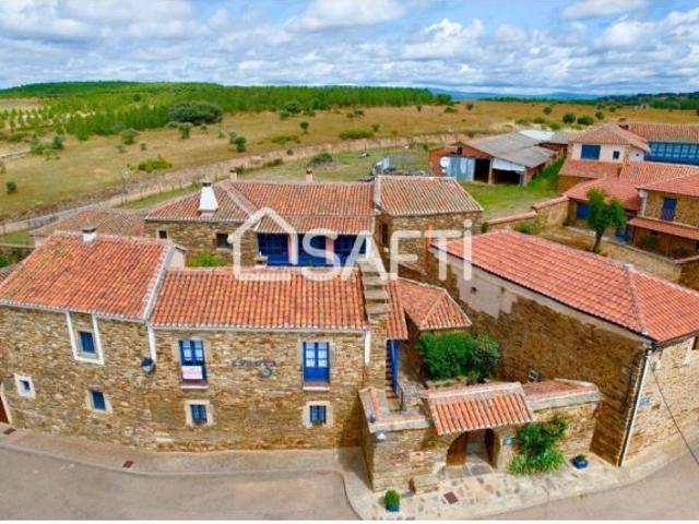 ESPECTACULAR CASA MARAGATA DE 500 METROS CONSTRUIDOS EN UN ESTADO IMPECABLE. HABILITADA COMO HOTEL