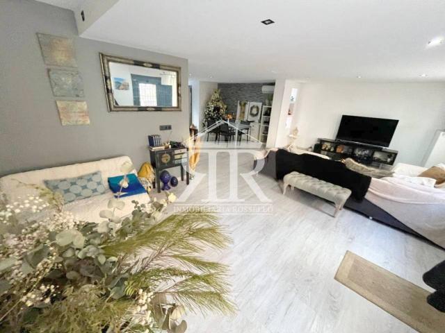 Espectacular casa reformada en el centro de Águilas – 235 m2