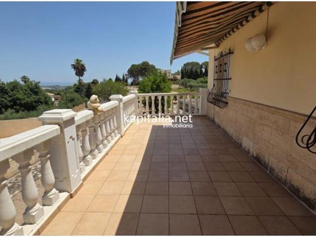 Espectacular chalet a la venta en Ontinyent