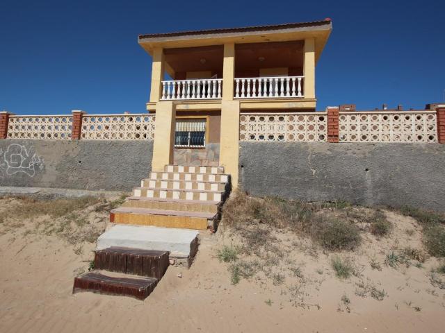Espectacular chalet con acceso desde la playa de Guardamar del Segura, Costa Blanca