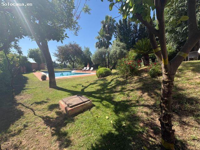 ESPECTACULAR CHALET EN SANSUEÑA