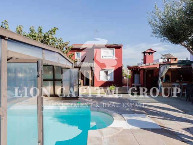 Espectacular Chalet en Urb. Olimar