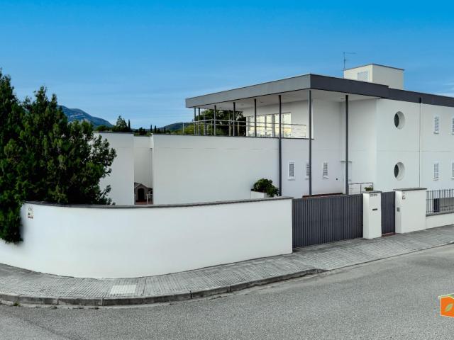 ESPECTACULAR CHALET EN VENTA EN FAVARET AMPOSTA TARRAGONA