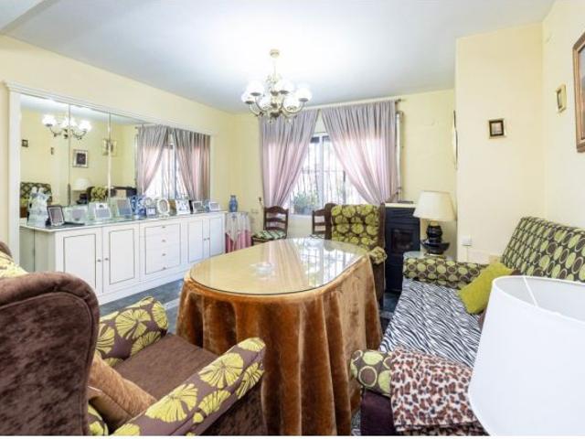 Espectacular chalet independiente con piscina y terraza en Ambroz!