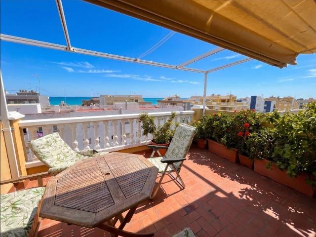 Espectacular apartamento con terraza privada y vistas al mar en Playa de Moncofa