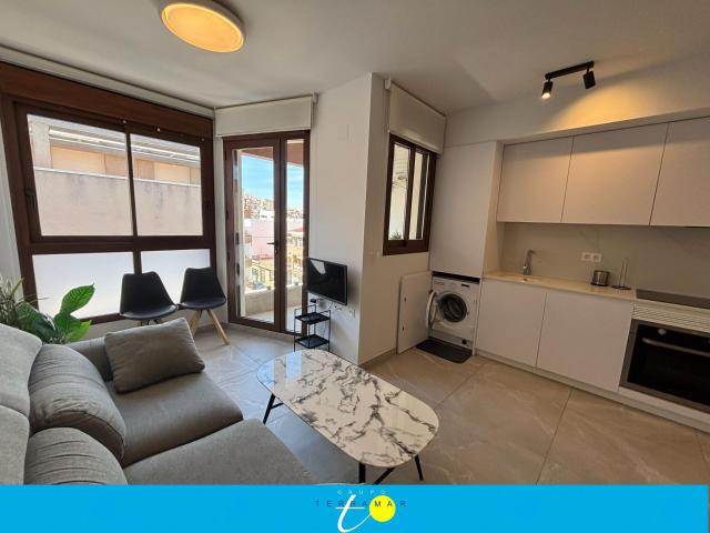 ESPECTACULAR APARTAMENTO A 100 METROS DE LA PLAYA, CON GARAJE Y PISCINA COMUNITARIA