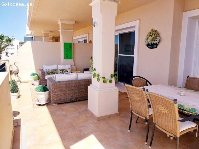 Espectacular apartamento de 3 dormitorios con impresionantes vistas al mar, junto al Golf de Miraflo