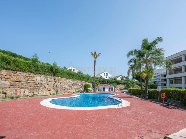 Espectacular Apartamento de 3 Dormitorios Recién Reformado en Guadalmina Alta