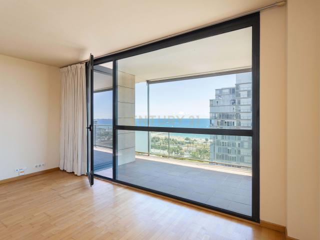Espectacular apartamento en Barcelona con vistas al mar