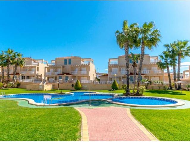 ESPECTACULAR APARTAMENTO EN PLANTA BAJA ORIENTADO AL SUR CON GRAN JARDÍN PRIVADO EN ZENIAMAR 6 + FOR