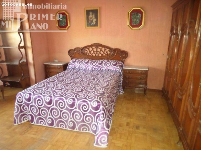 Espectacular atico duplex, con 6 dormitorios, en la zona de centro de Tomelloso con trastero