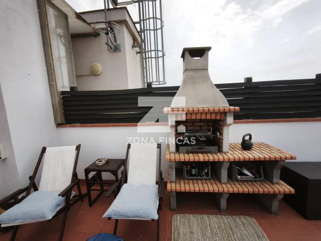 Espectacular ático en venta con gran terraza y ascensor