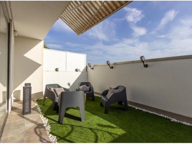 ESPECTACULAR ATICO OBRA NUEVA EN ZONA KELME