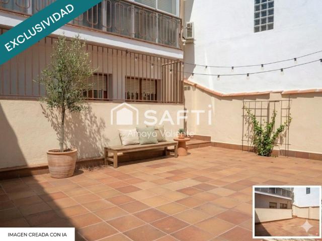 Espectacular bajo, con terraza privada de 100 m²!