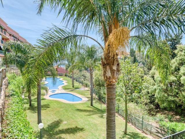 Espectacular Dúplex ático con vistas al mar + Apartamento se. 118m² Fuengirola