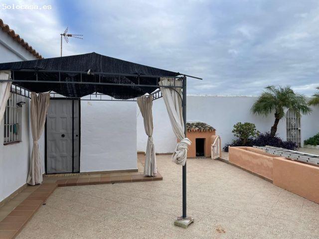 ESPECTACULAR FINCA CON DOS VIVIENDAS Y PISCINA