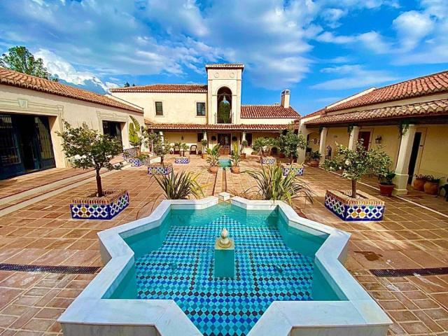 Espectacular finca en venta en el Valle de Lecrín, Granada 680m² Saleres
