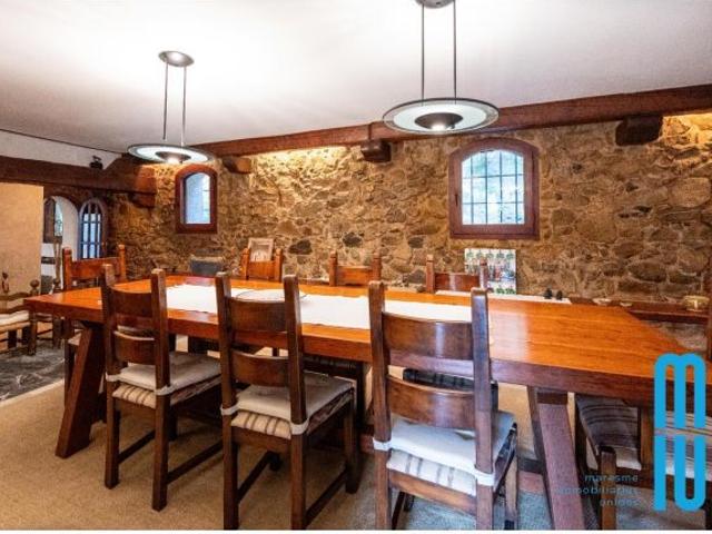 Espectacular Finca Rústica con 2 Masías del s.XVIII y Máxima Privacidad a 30 min de Barcelona
