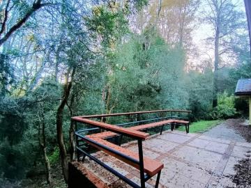 Espectacular oportunidad! Vende amplia propiedad en Condominio Los Notros 1.713 MC | 5 Dormitorios por 330000. 00 en Valdivia