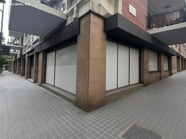 Espectacular local en venta en Aribau /Via Augusta Ubicado en una de las esquinas más visibles de Ga