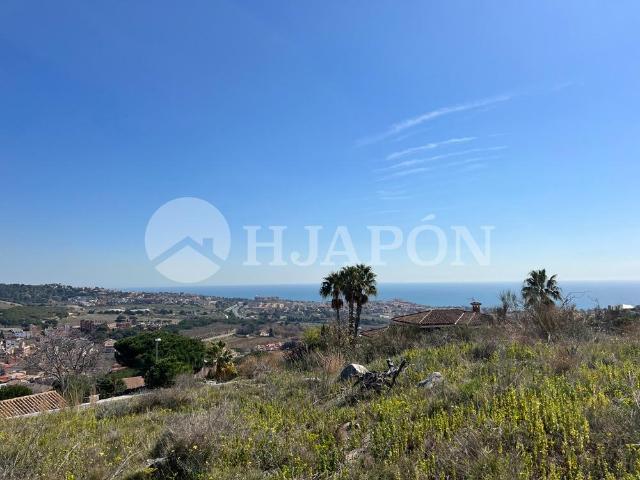 Espectacular parcela en venta en Alella con vistas al mar