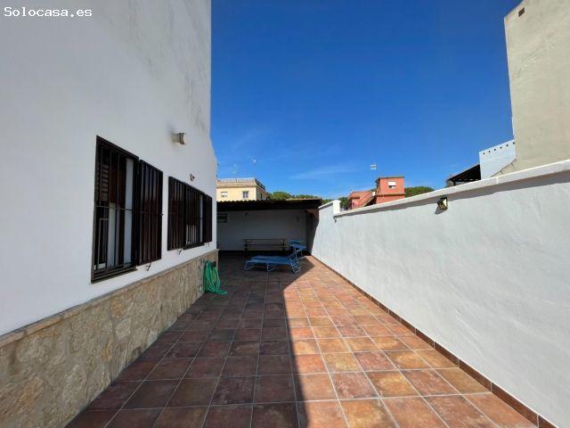 ESPECTACULAR PAREADO CON AMPLIOS DORMITORIOS, GRANDES PATIOS Y SÓTANO ACONDICIONADO CON MUCHAS POSI
