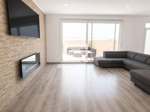 Espectacular piso con terraza en Bufalà