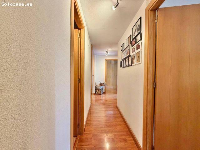 ¡ Espectacular piso de 4 dormitorios con piscina, garaje, trastero y vistas despejadas en Tómbola !