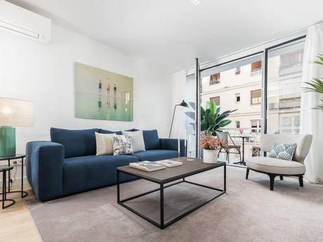 Espectacular piso junto al