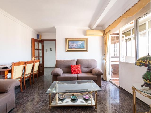 Espectacular Piso Renovado en C/ Blas de Lezo