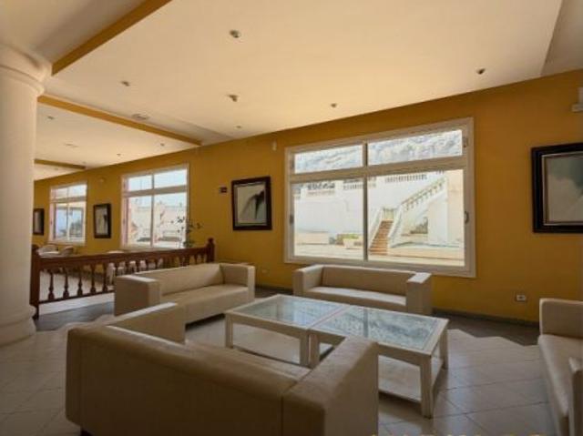 Espectacular piso reformado en primera línea de mar Residencial Bahía Mar