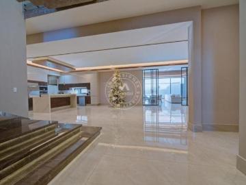 Espectacular residencia en venta en Rincón de los Encinos