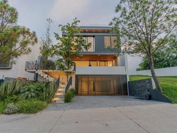Espectacular Residencia Nueva en Coto Alcazar Poniente Recorrido Virtual